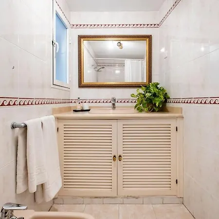 Apartment Centro Ferrandiz Parking Gratis Malaga