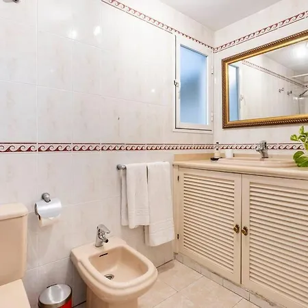 Centro Ferrandiz Parking Gratis Apartment Malaga